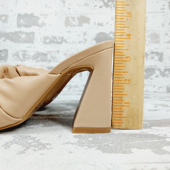 New Open Edit Saydee Faux Leather Cream Block Heel Slip On Sandal F938 - Picture 2 of 12